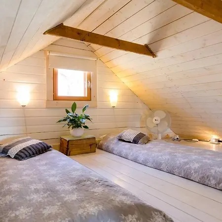 Romantic With Sauna 펜션 *
