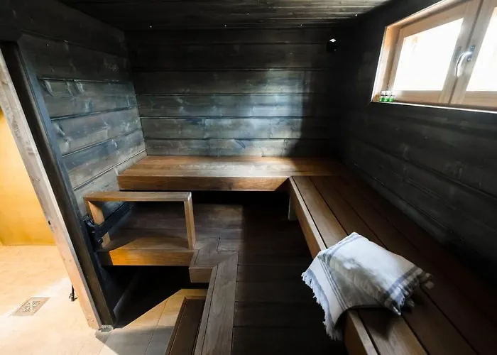 Romantic With Sauna Semesterbostad
